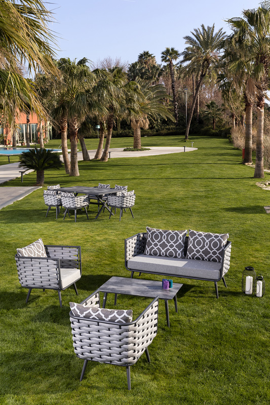 Sofás de jardín de lujo para la terraza, conjunto de aluminio.